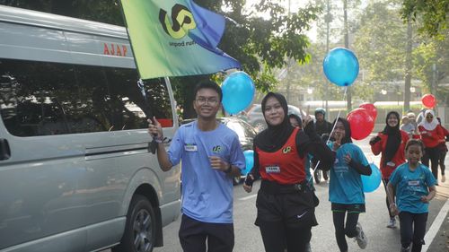 Race photo from Happy One Decade Unpad Runner