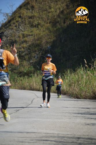 Race photo from Kelud Vertical Challenge 2024
