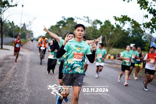 Race photo from Arutmin Borneo Run 2024