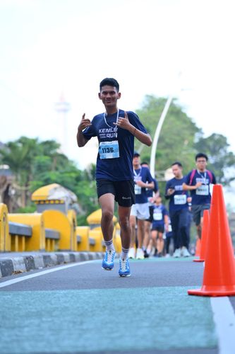 Race photo from KEMLU RUN 2025