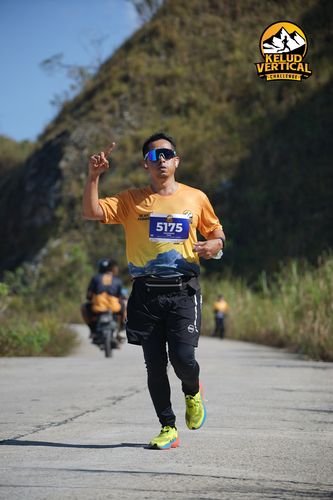 Race photo from Kelud Vertical Challenge 2024