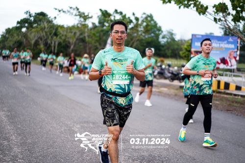 Race photo from Arutmin Borneo Run 2024