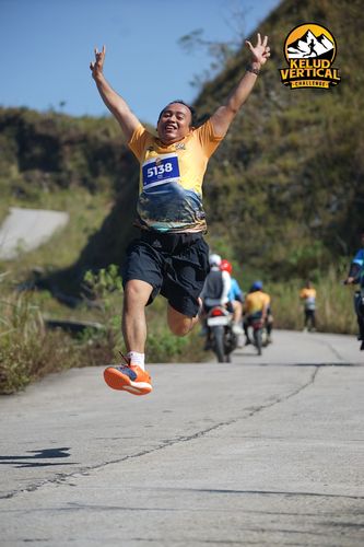 Race photo from Kelud Vertical Challenge 2024