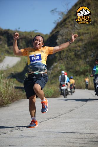 Race photo from Kelud Vertical Challenge 2024