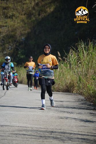 Race photo from Kelud Vertical Challenge 2024