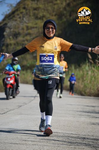 Race photo from Kelud Vertical Challenge 2024