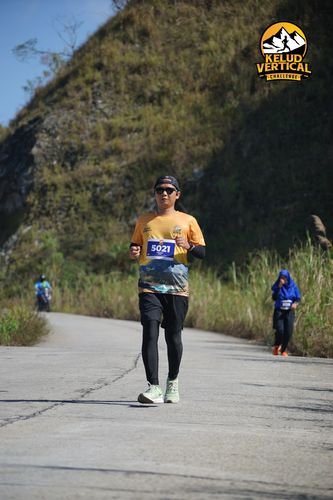 Race photo from Kelud Vertical Challenge 2024
