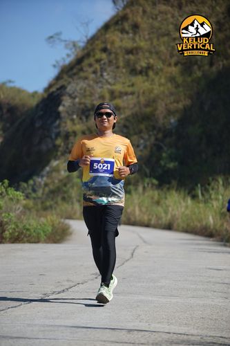 Race photo from Kelud Vertical Challenge 2024