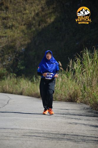 Race photo from Kelud Vertical Challenge 2024