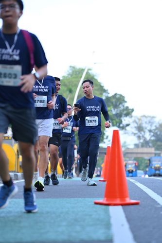 Race photo from KEMLU RUN 2025