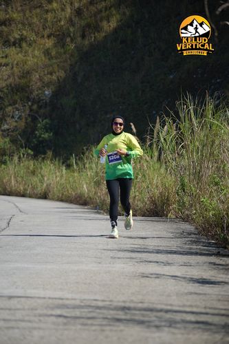 Race photo from Kelud Vertical Challenge 2024