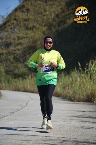 Race photo from Kelud Vertical Challenge 2024