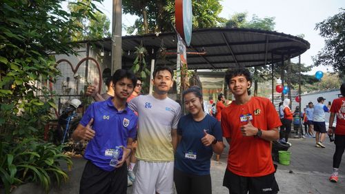 Race photo from Happy One Decade Unpad Runner