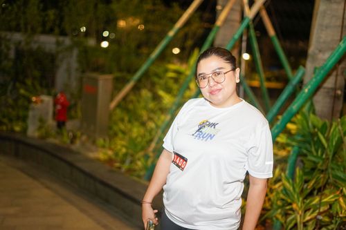 Race photo from PIK NITE RUN VIBES