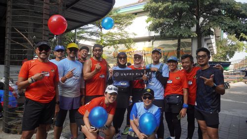 Race photo from Happy One Decade Unpad Runner