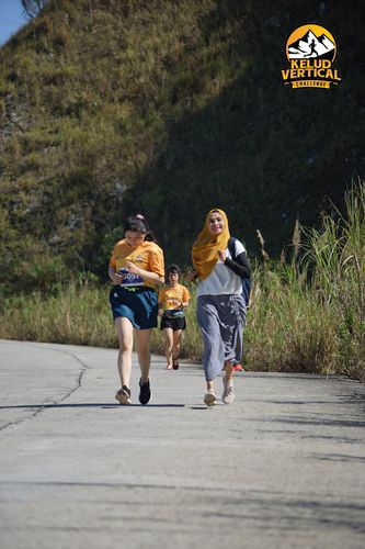 Race photo from Kelud Vertical Challenge 2024