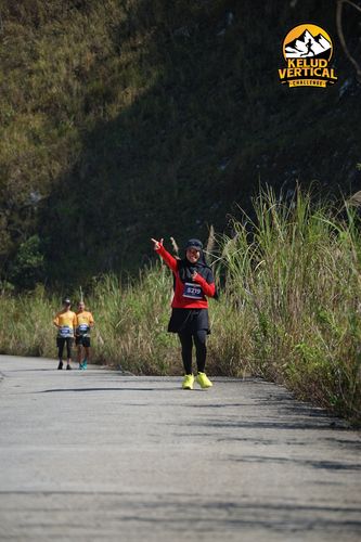 Race photo from Kelud Vertical Challenge 2024