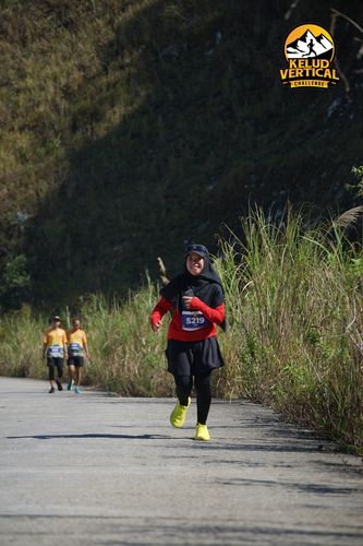 Race photo from Kelud Vertical Challenge 2024