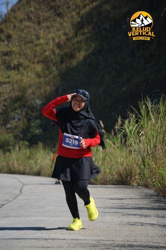 Race photo from Kelud Vertical Challenge 2024