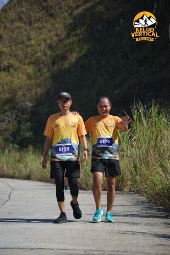 Race photo from Kelud Vertical Challenge 2024