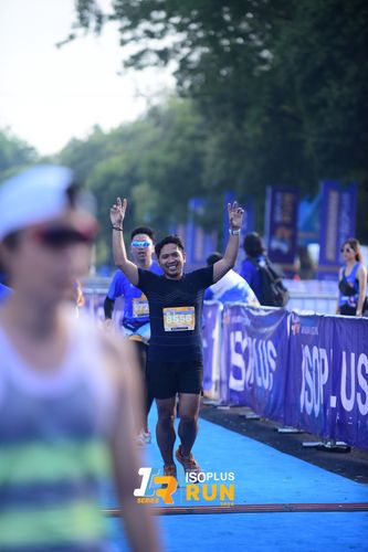 Race photo from Isoplus Run 2024 Surabaya