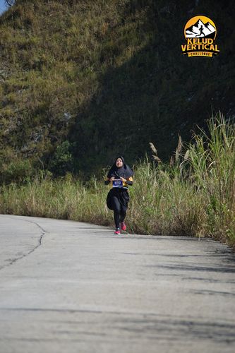 Race photo from Kelud Vertical Challenge 2024
