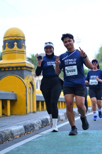 Race photo from KEMLU RUN 2025