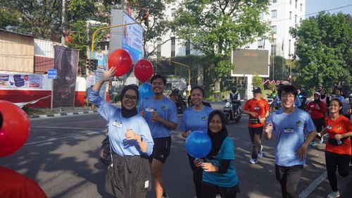 Race photo from Happy One Decade Unpad Runner