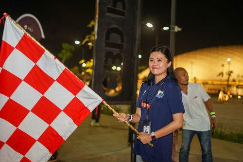 Race photo from PIK NITE RUN VIBES