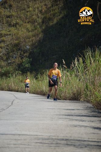 Race photo from Kelud Vertical Challenge 2024