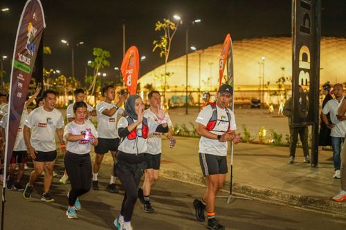 Race photo from PIK NITE RUN VIBES