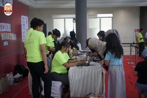 Race photo from Kediri Half Marathon 2024