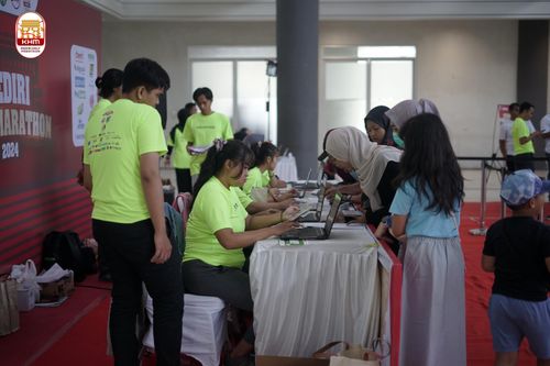 Race photo from Kediri Half Marathon 2024