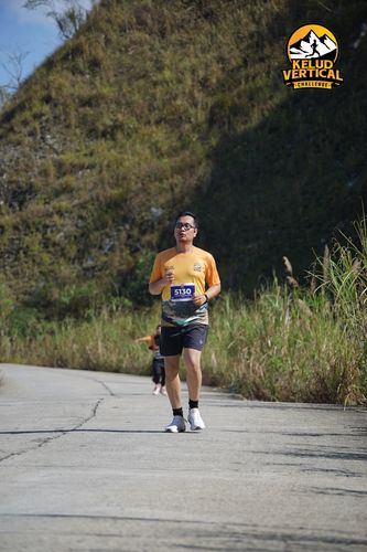 Race photo from Kelud Vertical Challenge 2024