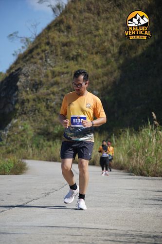 Race photo from Kelud Vertical Challenge 2024