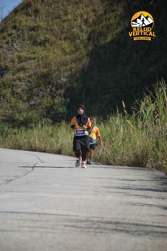 Race photo from Kelud Vertical Challenge 2024