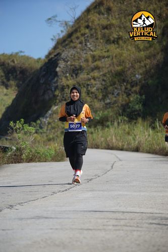 Race photo from Kelud Vertical Challenge 2024