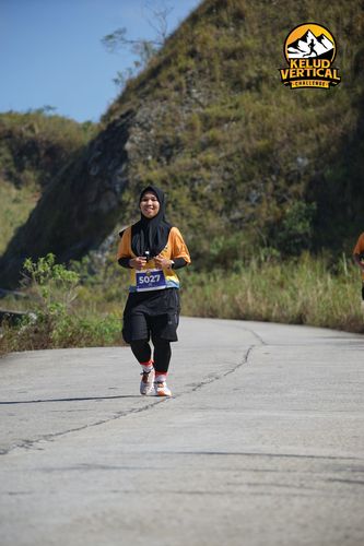 Race photo from Kelud Vertical Challenge 2024