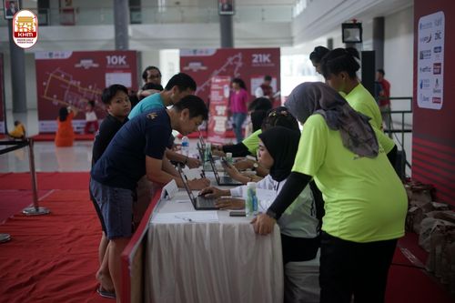 Race photo from Kediri Half Marathon 2024