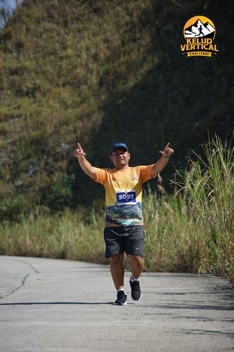 Race photo from Kelud Vertical Challenge 2024