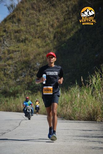 Race photo from Kelud Vertical Challenge 2024