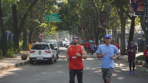 Race photo from Happy One Decade Unpad Runner