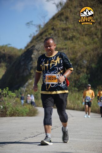 Race photo from Kelud Vertical Challenge 2024