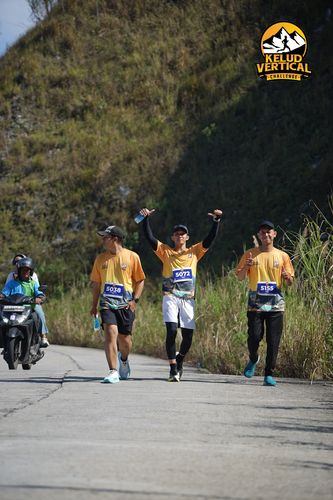 Race photo from Kelud Vertical Challenge 2024