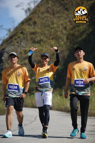 Race photo from Kelud Vertical Challenge 2024