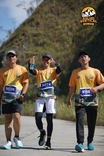 Race photo from Kelud Vertical Challenge 2024