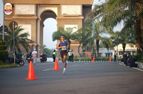 Race photo from Kediri Half Marathon 2024