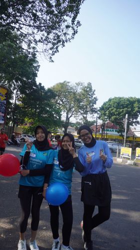 Race photo from Happy One Decade Unpad Runner