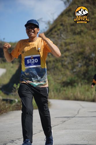 Race photo from Kelud Vertical Challenge 2024