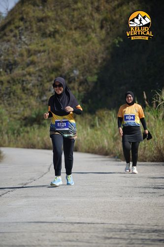 Race photo from Kelud Vertical Challenge 2024